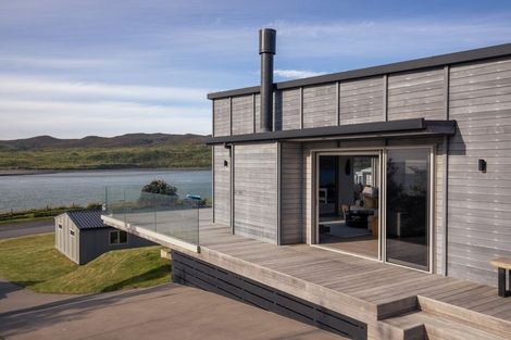 Photo of property in 115 Riria Kereopa Memorial Drive, Raglan, 3297