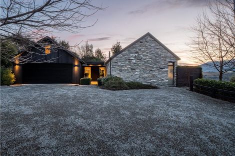 Photo of property in 12 Alfred Duncan Drive, Lake Hayes, Queenstown, 9371