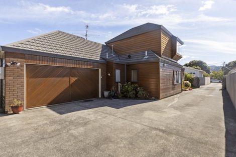 Photo of property in 2/72 Trafalgar Street, Waterloo, Lower Hutt, 5011