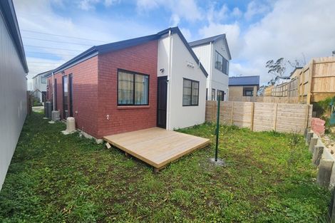 Photo of property in 9 Puwha Street, Massey, 0614