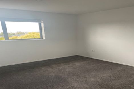 Photo of property in 9/59 Matipo Road, Te Atatu Peninsula, Auckland, 0610