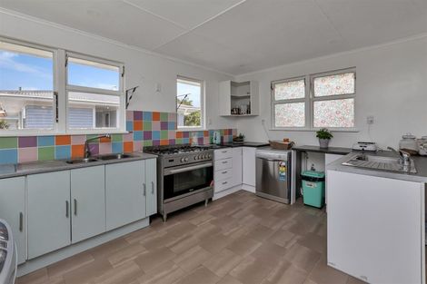 Photo of property in 17 Meadow Park Crescent, Tikipunga, Whangarei, 0112