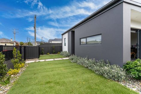 Photo of property in 1/1 Bay View Road, South Dunedin, Dunedin, 9012