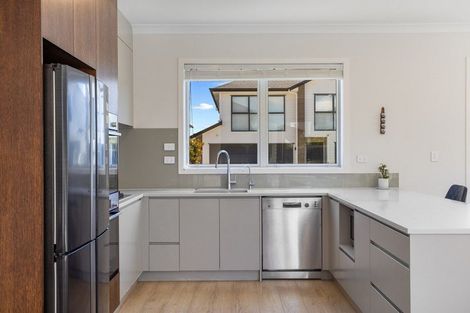 Photo of property in 11 Toanui Road, Hobsonville, Auckland, 0616