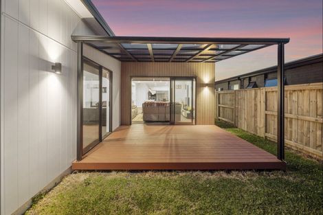 Photo of property in 267 Te Okuroa Drive, Papamoa, 3118