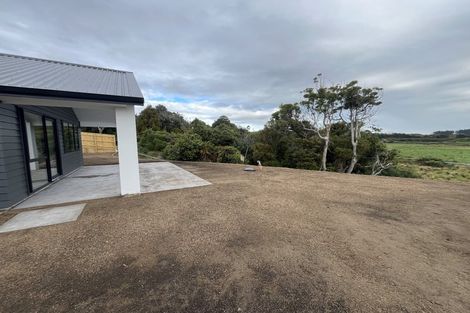 Photo of property in 6 Pihoihoi Close, Waikanae, 5036