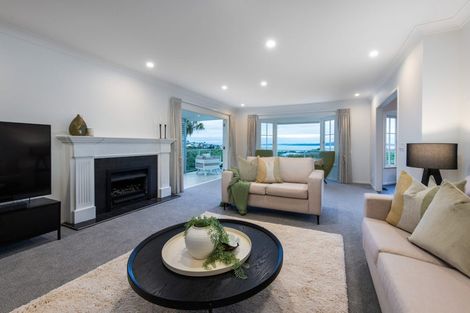 Photo of property in 107 East Coast Road, Castor Bay, Auckland, 0620