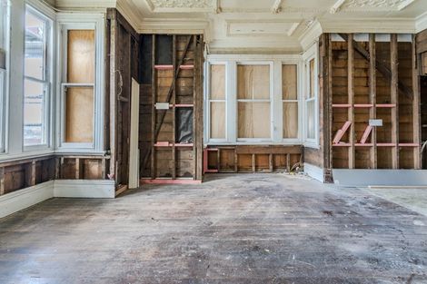 Photo of property in 1 Phillips Street, Kensington, Dunedin, 9011