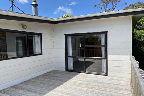 Photo of property in 13 Holiday Road, Stanmore Bay, Whangaparaoa, 0932
