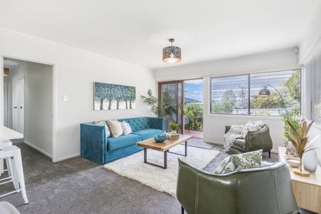 Photo of property in 1b Pleasant Road, Glen Eden, Auckland, 0602