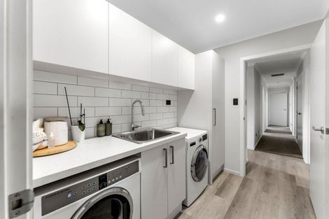 Photo of property in 6 George Fyfe Way, Wakefield, 7025