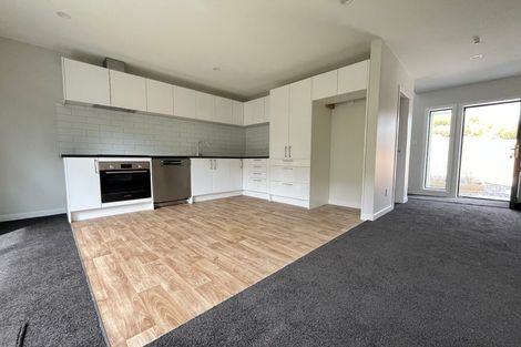 Photo of property in 49a Taylor Terrace, Tawa, Wellington, 5028