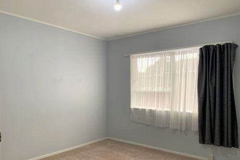 Photo of property in 5 Newington Road, Henderson, Auckland, 0612