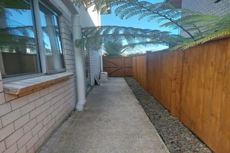 Photo of property in 73 Drumbuoy Drive, Flat Bush, Auckland, 2019