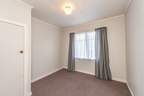 Photo of property in 62 Parkes Avenue, Saint Johns Hill, Whanganui, 4501