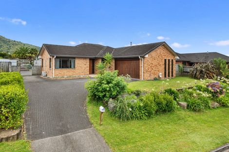 Photo of property in 7 Bullmore Place, Pukehangi, Rotorua, 3015