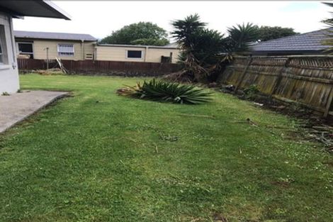 Photo of property in 277 Massey Road, Mangere East, Auckland, 2024