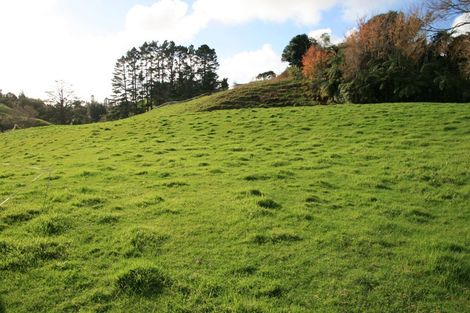 Photo of property in 562 Frankley Road, Hurworth, New Plymouth, 4371