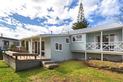 Photo of property in 52 Hicks Close, Whitby, Porirua, 5024