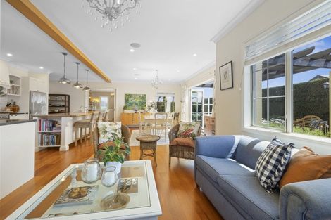 Photo of property in 8b Sampson Avenue, Waiwhakaiho, New Plymouth, 4312