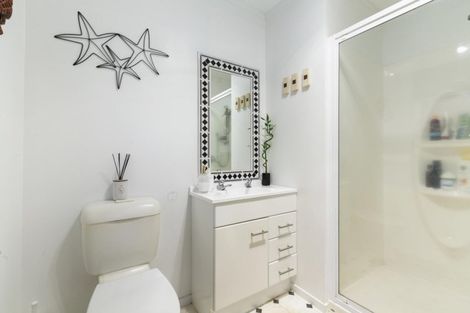 Photo of property in 52c Langstone Street, Welcome Bay, Tauranga, 3112