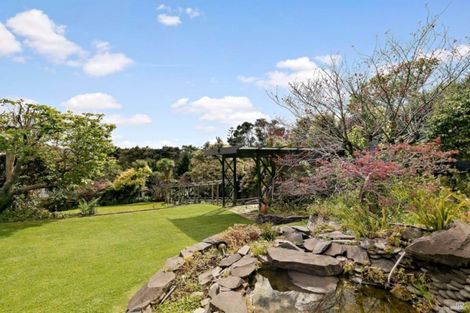Photo of property in 209 Golf Road, Titirangi, Auckland, 0604