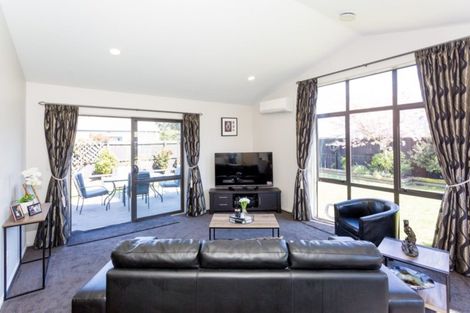 Photo of property in 9 Campion Place, Rolleston, 7614