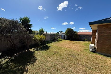 Photo of property in 4 Cotton Place, Opaheke, Papakura, 2113