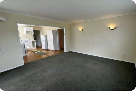 Photo of property in 16 Hawthorn Crescent, Stokes Valley, Lower Hutt, 5019