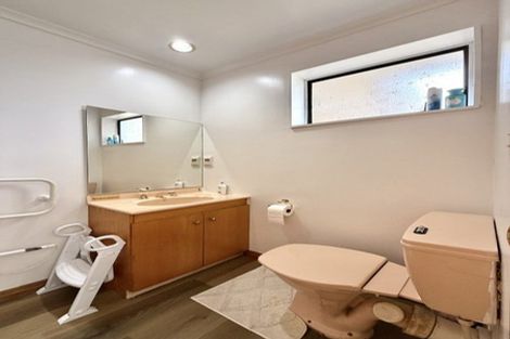 Photo of property in 2/954 High Street, Avalon, Lower Hutt, 5011