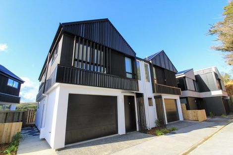 Photo of property in 25/6u Bushland Grove, Paparangi, Wellington, 6037