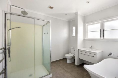 Photo of property in 98 King Street, Cambridge, 3434