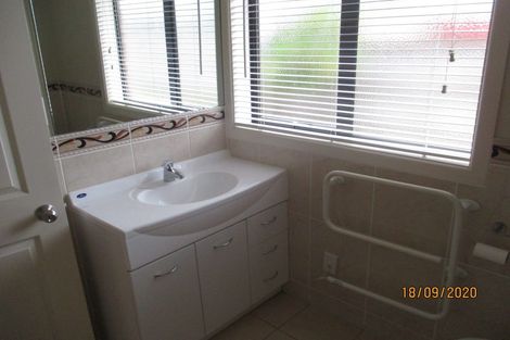 Photo of property in 25 Toomer Place, Beachlands, Auckland, 2018