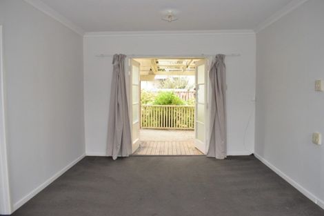 Photo of property in 77 Kirk Street, Otaki, 5512