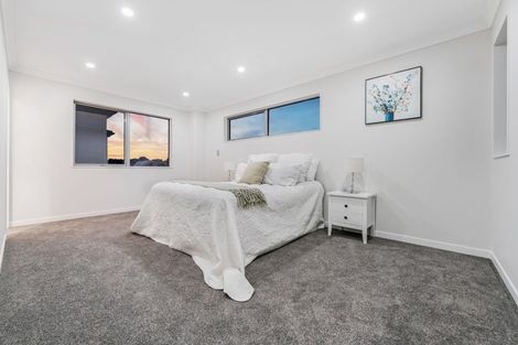 Photo of property in 21 Black Shed Road, Flat Bush, 2019