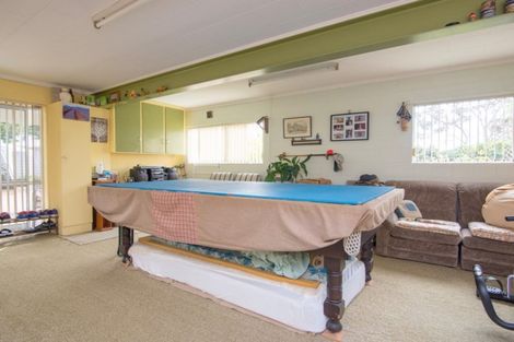 Photo of property in 3 Denyer Place, New Lynn, Auckland, 0600