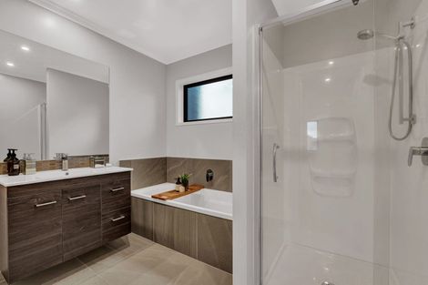 Photo of property in 182 Hobsonville Point Road, Hobsonville, Auckland, 0616