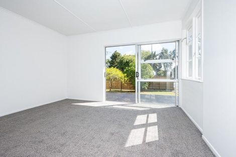 Photo of property in 494 Swanson Road, Ranui, Auckland, 0612