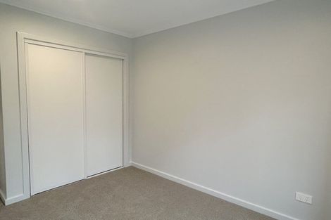 Photo of property in 5/35 Marine Parade, Hobsonville, Auckland, 0616