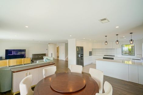 Photo of property in 18 Prestbury Grove, Churton Park, Wellington, 6037