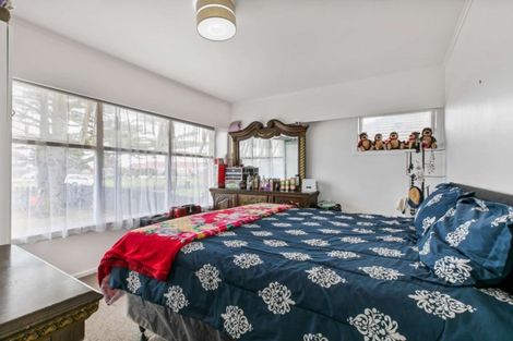 Photo of property in 15 Gee Place, Mangere East, Auckland, 2022