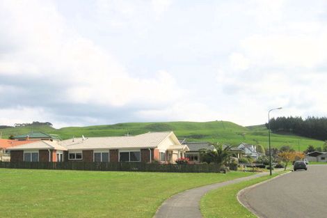 Photo of property in 23 Hoyte Place, Pukehangi, Rotorua, 3015