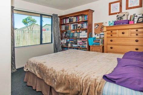 Photo of property in 22 Markham Way, Rolleston, 7614