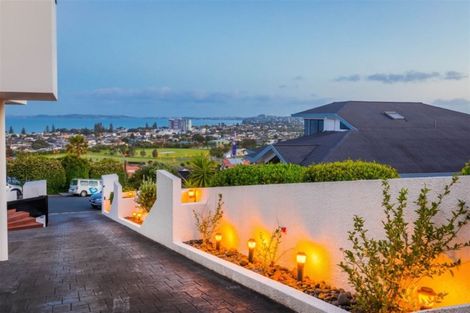Photo of property in 114 West Hoe Heights, Orewa, 0931