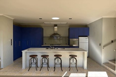 Photo of property in 127 Victoria Street, Cambridge, 3434