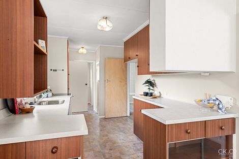 Photo of property in 44 Russell Road, Wainuiomata, Lower Hutt, 5014