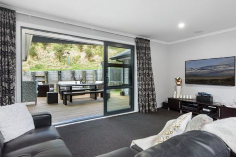 Photo of property in 291 Lakes Boulevard, Pyes Pa, Tauranga, 3112