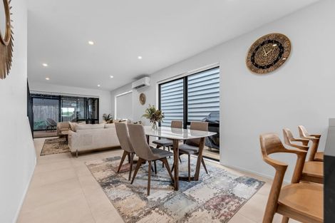Photo of property in 33 Kabardin Street, Karaka, Papakura, 2113