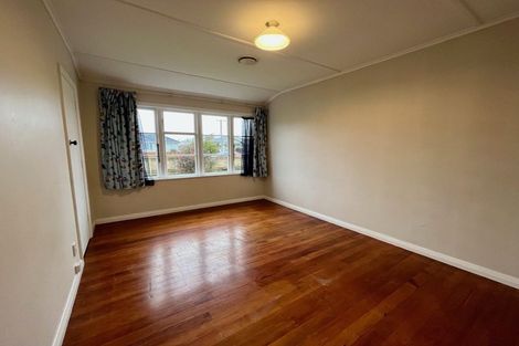 Photo of property in 2 Giesen Road, Feilding, 4702