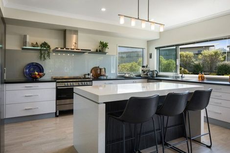 Photo of property in 21 Browns Drive, Waihi Beach, 3611